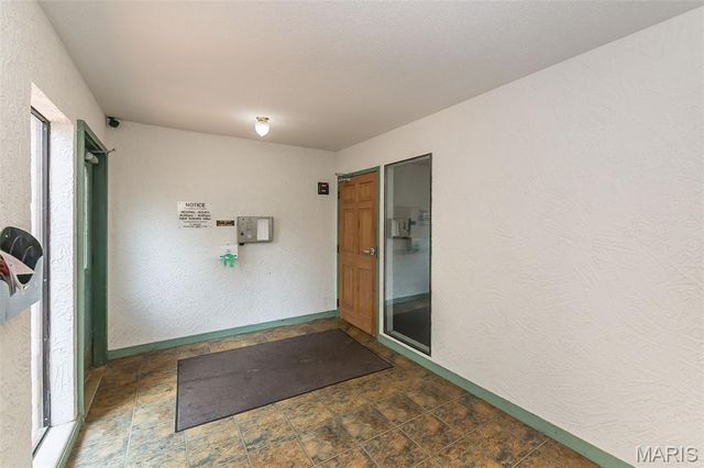 1400 Heritage Landing 103, St Charles, MO 63303