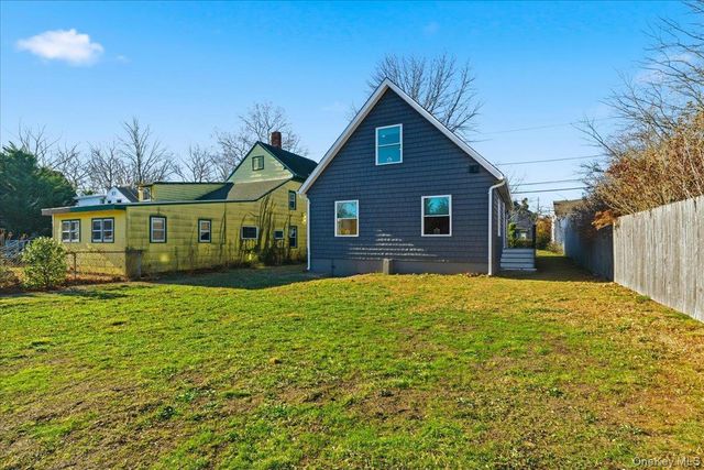 336 2nd Street Street, Greenport, NY 11944