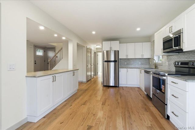 336 2nd Street Street, Greenport, NY 11944