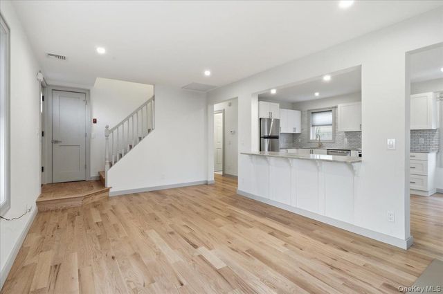 336 2nd Street Street, Greenport, NY 11944