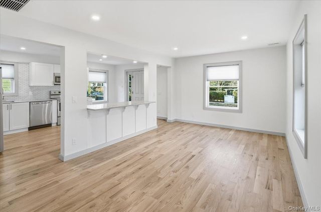 336 2nd Street Street, Greenport, NY 11944