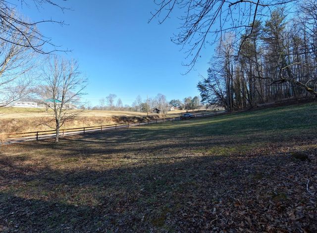 1160 Hidden Lake Road, Blairsville, GA 30512