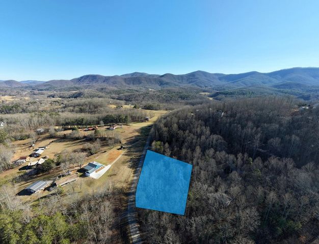 1160 Hidden Lake Road, Blairsville, GA 30512