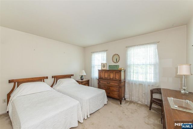 1 Birdseye Circle, Wayne, NJ 07470