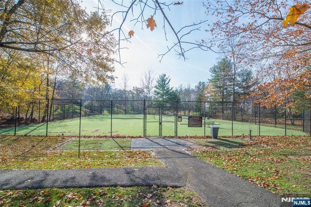 1 Birdseye Circle, Wayne, NJ 07470