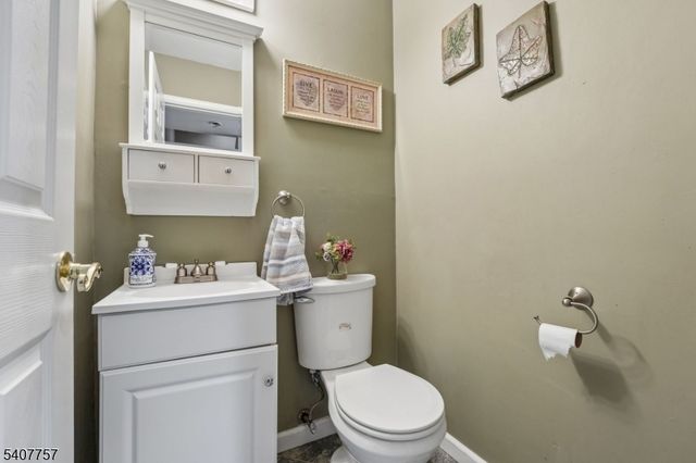 11 Concord Rd A, West Milford Twp., NJ 07480