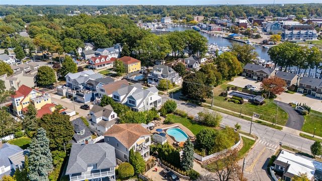 53 N Shore Drive, South Haven, MI 49090