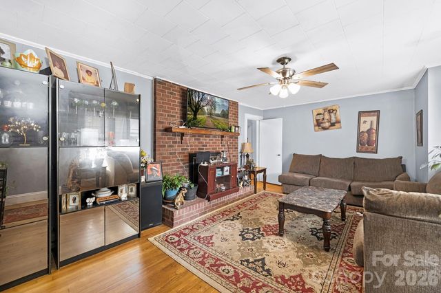 1512 Glenwood Avenue, Salisbury, NC 28146