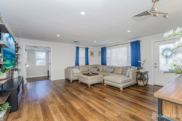 704 Huff Avenue, Manville, NJ 08835