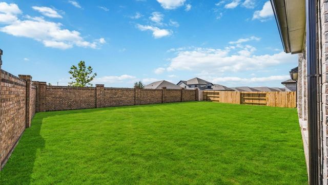 14320 Seagrass Knoll Lane, Texas City, TX 77510