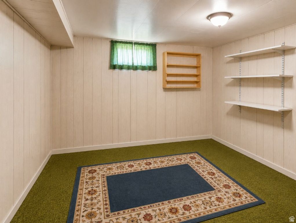 Image 7 of property listing at 8083 S ALLEN ST, Midvale, UT 84047
