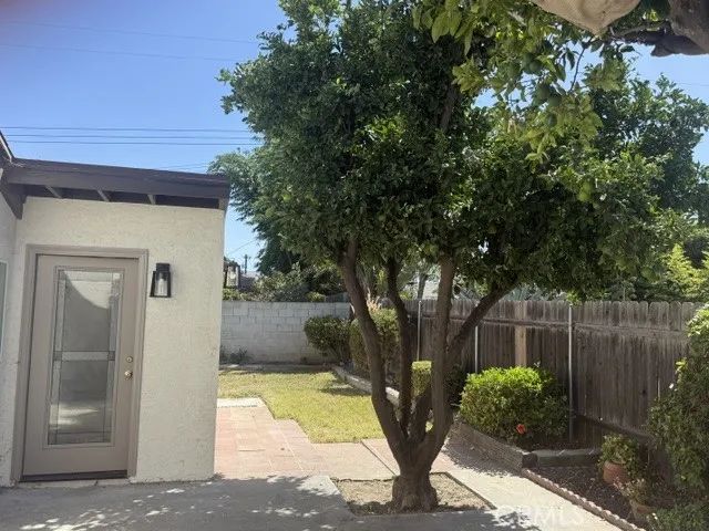 1748 Sutter Avenue, Simi Valley, CA 93065