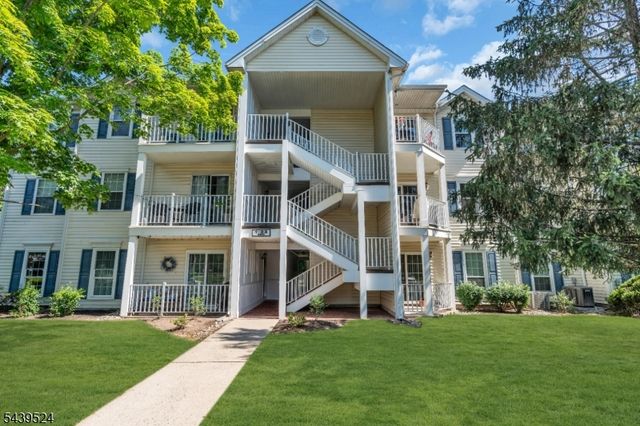 19 Amethyst Way 19, Franklin Twp., NJ 08823