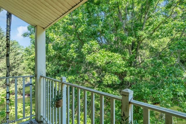19 Amethyst Way 19, Franklin Twp., NJ 08823