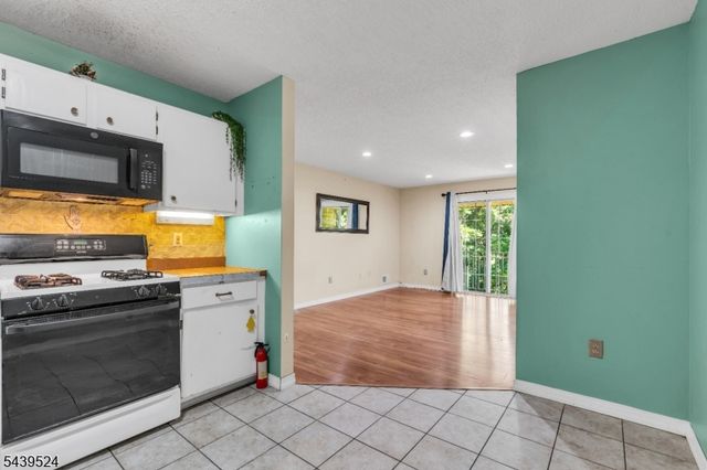 19 Amethyst Way 19, Franklin Twp., NJ 08823