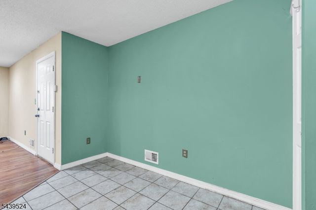 19 Amethyst Way 19, Franklin Twp., NJ 08823