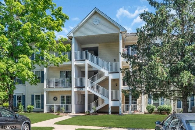 19 Amethyst Way 19, Franklin Twp., NJ 08823