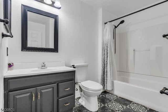 19 Amethyst Way 19, Franklin Twp., NJ 08823