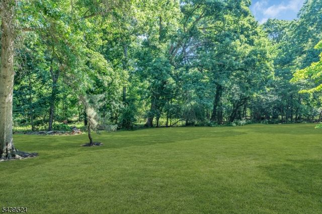 19 Amethyst Way 19, Franklin Twp., NJ 08823