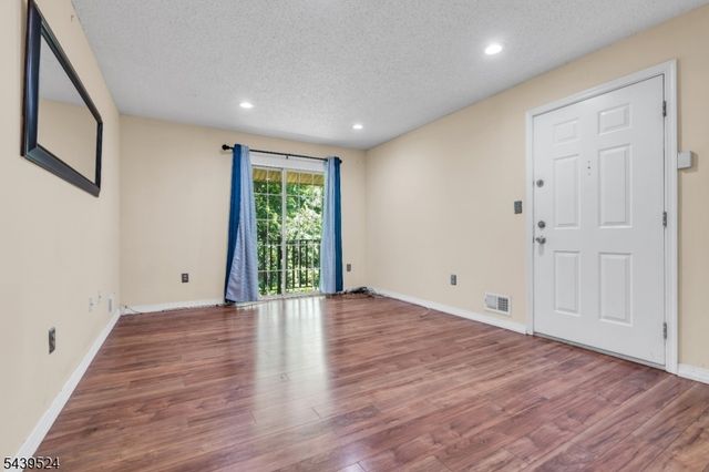 19 Amethyst Way 19, Franklin Twp., NJ 08823