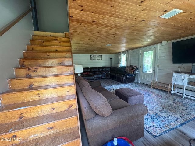 58 Wolcott Road, Crown Point, NY 12928