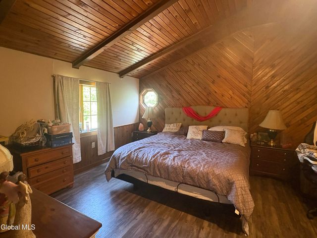 58 Wolcott Road, Crown Point, NY 12928