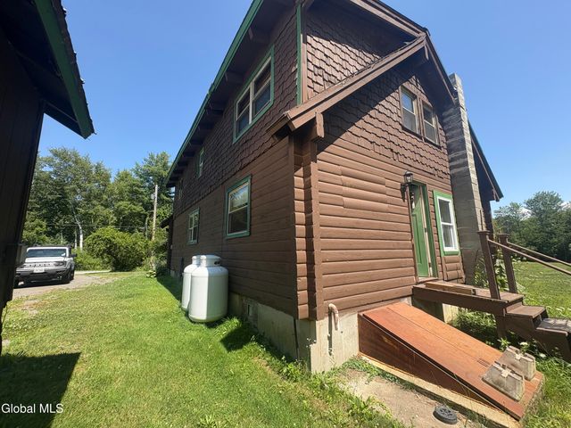 58 Wolcott Road, Crown Point, NY 12928