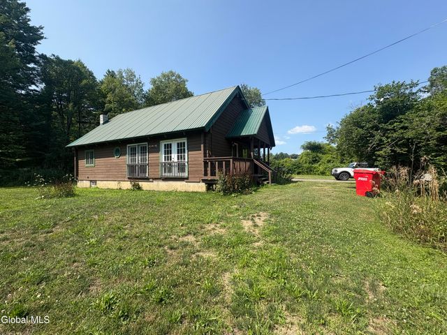 58 Wolcott Road, Crown Point, NY 12928