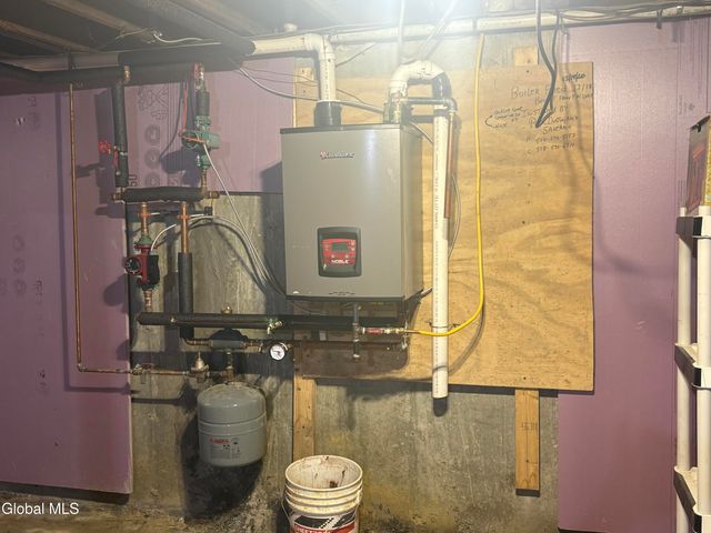 58 Wolcott Road, Crown Point, NY 12928