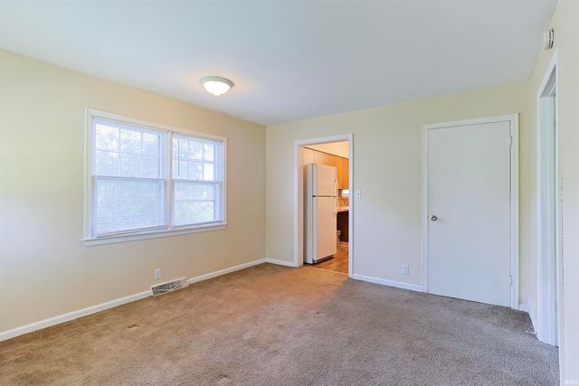 2157 Berkley Place, South Bend, IN 46616
