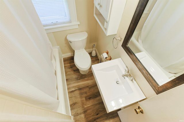 2157 Berkley Place, South Bend, IN 46616