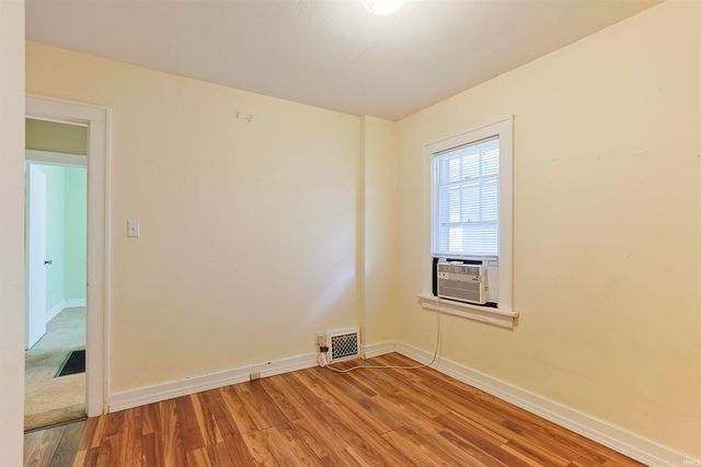 2157 Berkley Place, South Bend, IN 46616