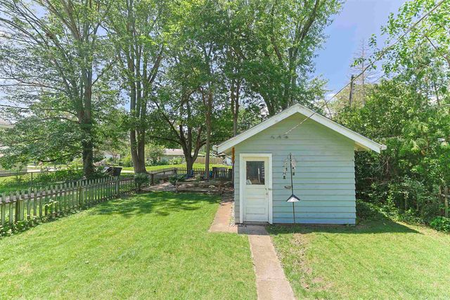 2157 Berkley Place, South Bend, IN 46616