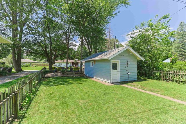 2157 Berkley Place, South Bend, IN 46616