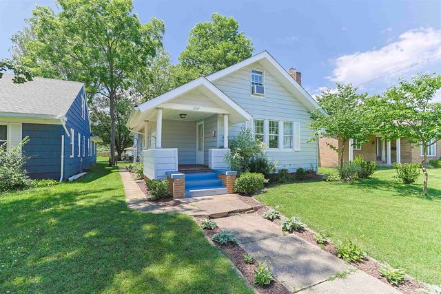 2157 Berkley Place, South Bend, IN 46616