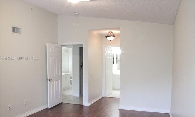 9650 NW 2nd St 4-301, Pembroke Pines, FL 33024