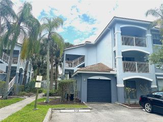 9650 NW 2nd St 4-301, Pembroke Pines, FL 33024