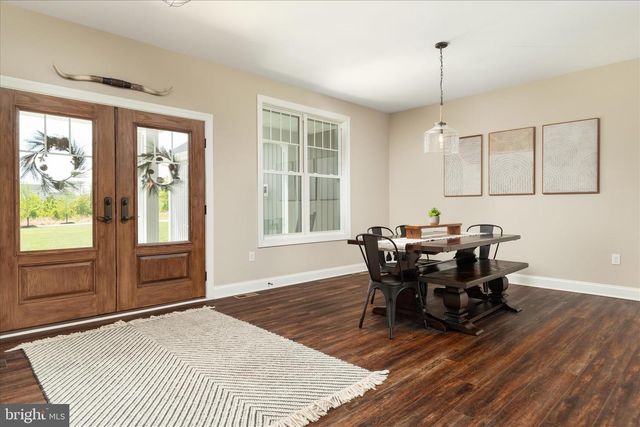 1015 REDBUD RD, Winchester, VA 22603