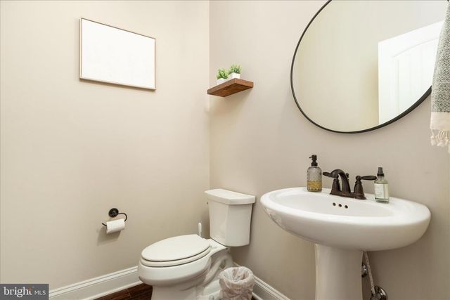 1015 REDBUD RD, Winchester, VA 22603
