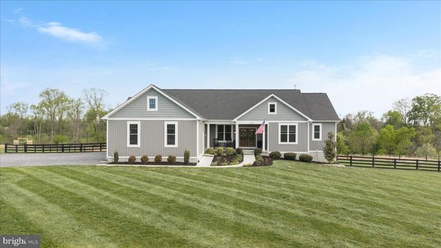 1015 REDBUD RD, Winchester, VA 22603