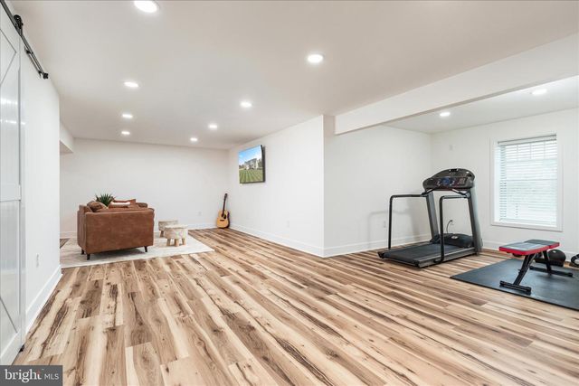 1015 REDBUD RD, Winchester, VA 22603