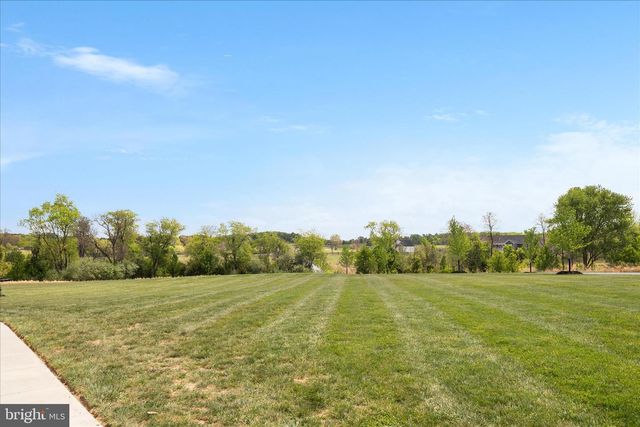 1015 REDBUD RD, Winchester, VA 22603