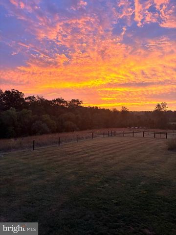 1015 REDBUD RD, Winchester, VA 22603