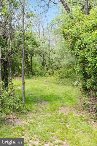 1015 REDBUD RD, Winchester, VA 22603