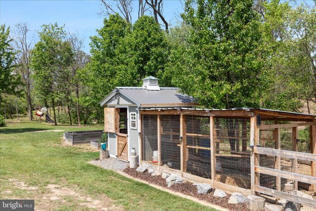 1015 REDBUD RD, Winchester, VA 22603