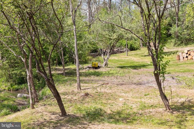 1015 REDBUD RD, Winchester, VA 22603