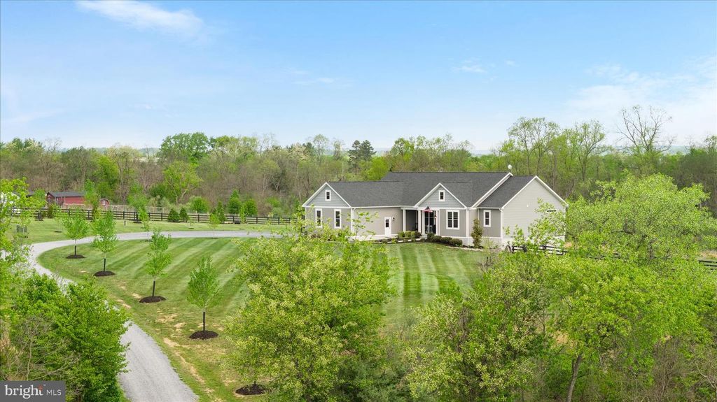 1015 REDBUD RD, Winchester, VA 22603