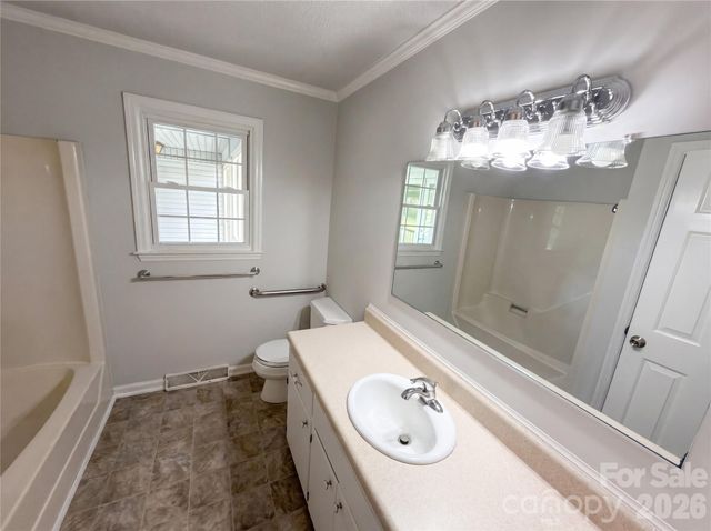 2077 Strafford Drive, Lancaster, SC 29720