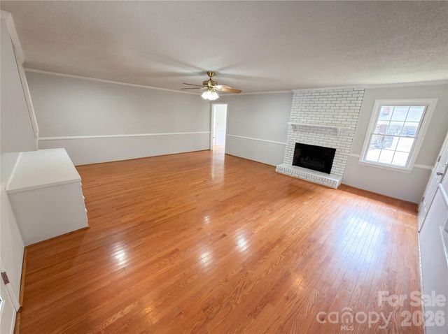 2077 Strafford Drive, Lancaster, SC 29720