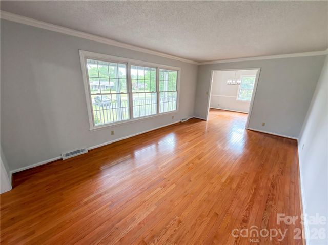 2077 Strafford Drive, Lancaster, SC 29720